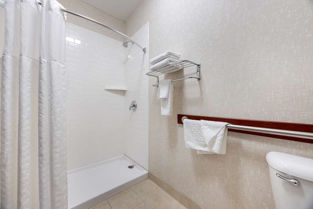 Best Western Plus Northwind Inn & Suites - photo 31