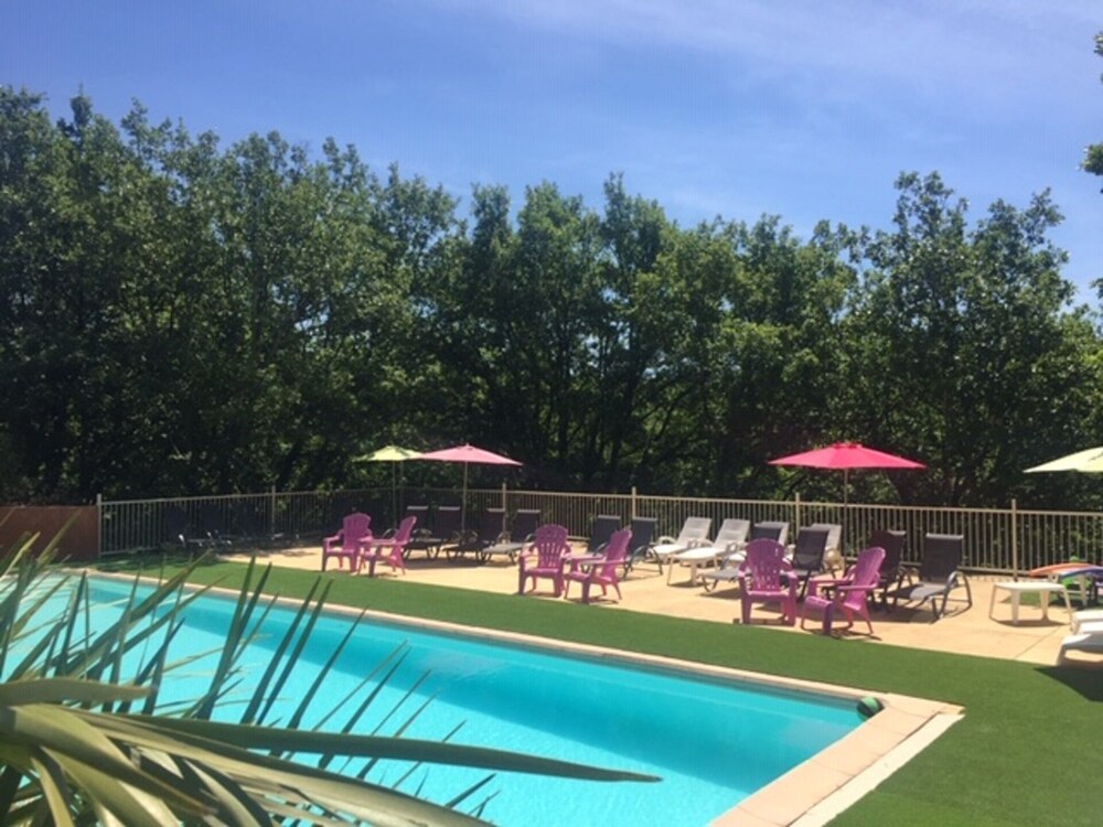 Le Mas de la Grenouillère in Joyeuse, France