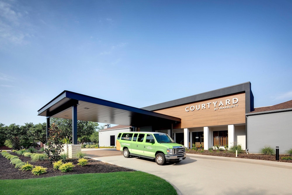 Courtyard by Marriott Addison Midway - photo 36