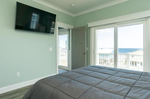 Wait N Sea by Oak Island Accommodations - photo 49