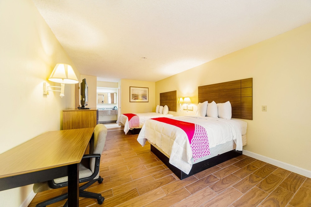 Days Inn by Wyndham Atmore - photo 14
