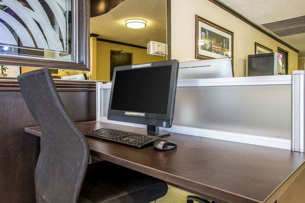 Quality Inn O'Hare Airport - photo 26