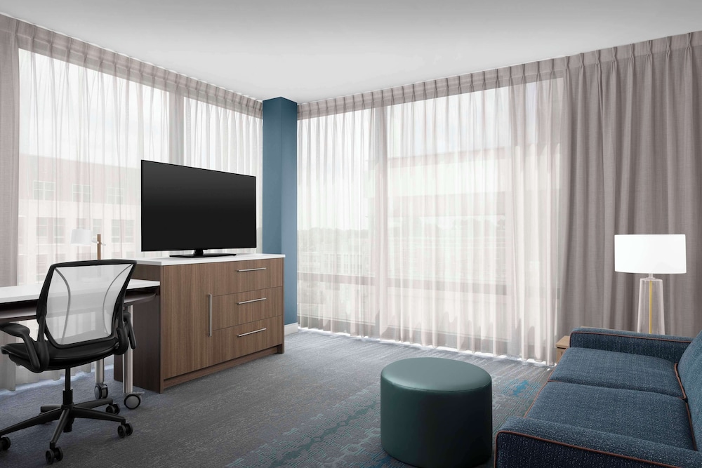 Home2 Suites By Hilton Falls Church - photo 12