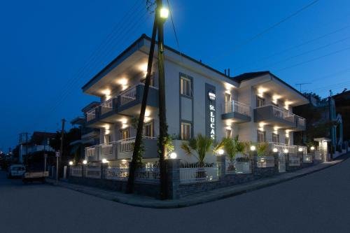 Saint Lucas Suites — Nea Potidhaia