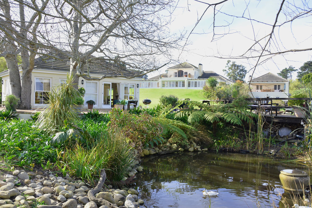 Majini Guest House