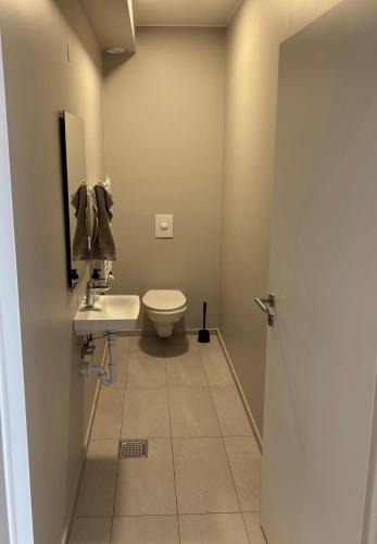 Modern & spacious apartment in new neighbourhood