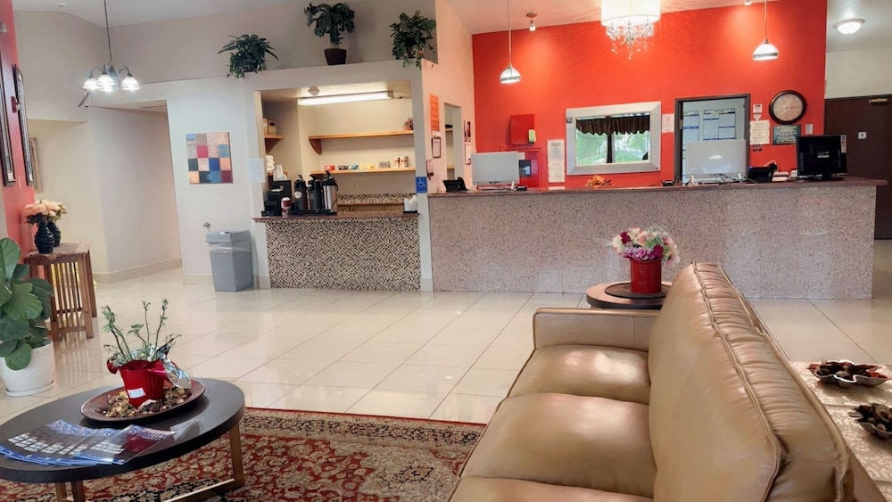 Bridgeway Inn & Suites Portland Airport - photo 10