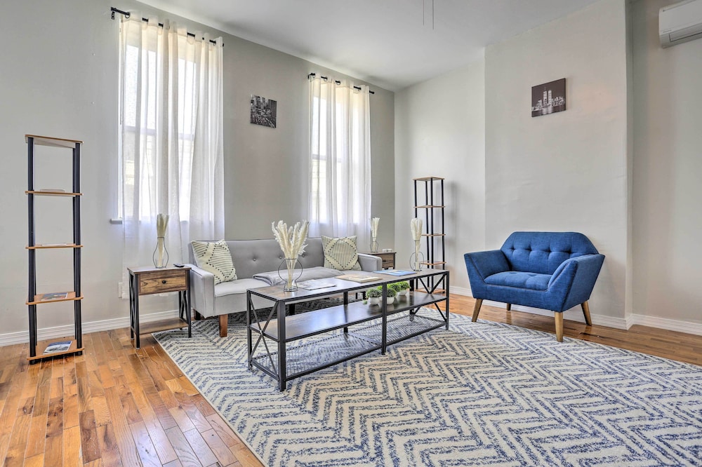 Updated Bayonne Townhome 11 Mi To Nyc 17937330 — Bayonne