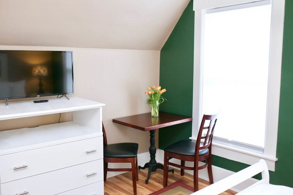 The Inn At Kampfires - photo 12