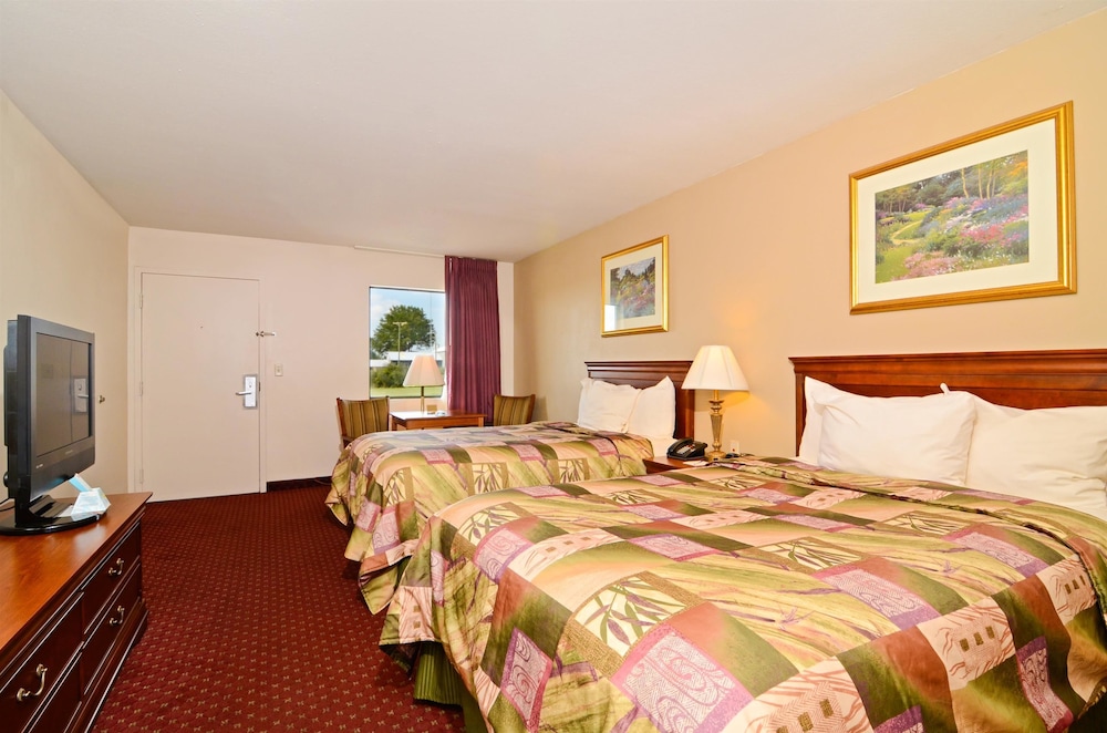 Super 8 by Wyndham McGehee - photo 13