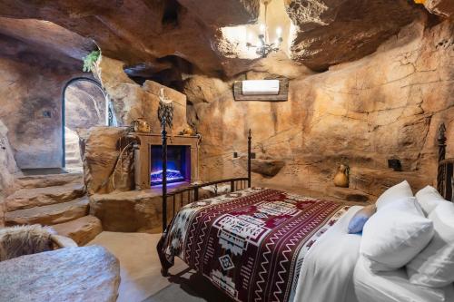Cave Dwellers Zions' Only Hand Sculpted Cave — hotel in Fredonia