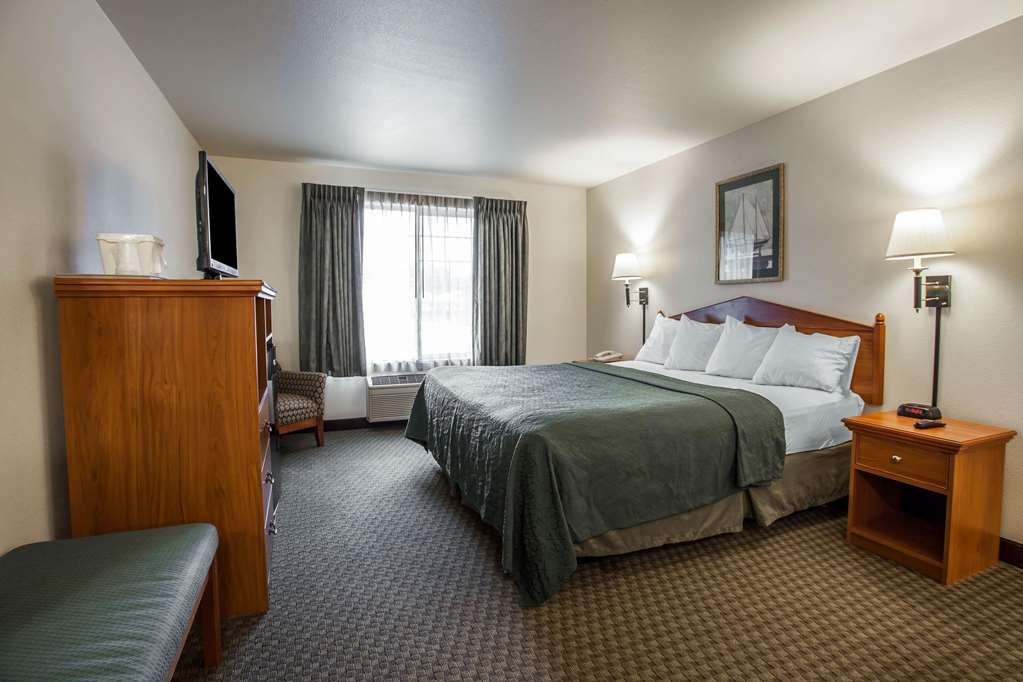 Quality Inn & Suites Federal Way Seattle - photo 13