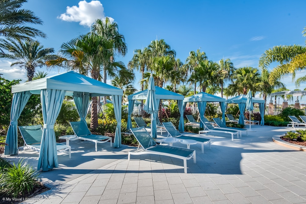 1749Carri in Kissimmee, United States