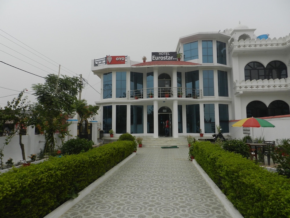 EuroStar Inn in Chhatarpur, India