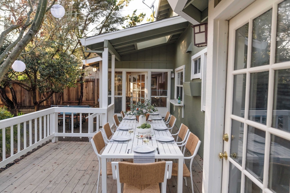 Clementine By Avantstay Bright Modern Retreat w Pool Pool Table & Large Patio - photo 26