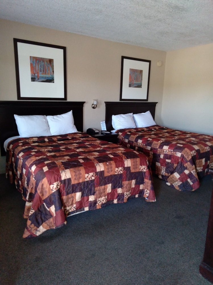 Budget Lodge of Mount Dora - photo 29