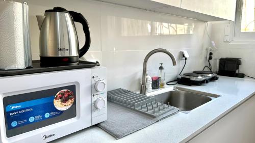 Cozy 2 bedroom apartment in Nahariya — 4-Star Luxury Hotel in Nahariyya, Israel