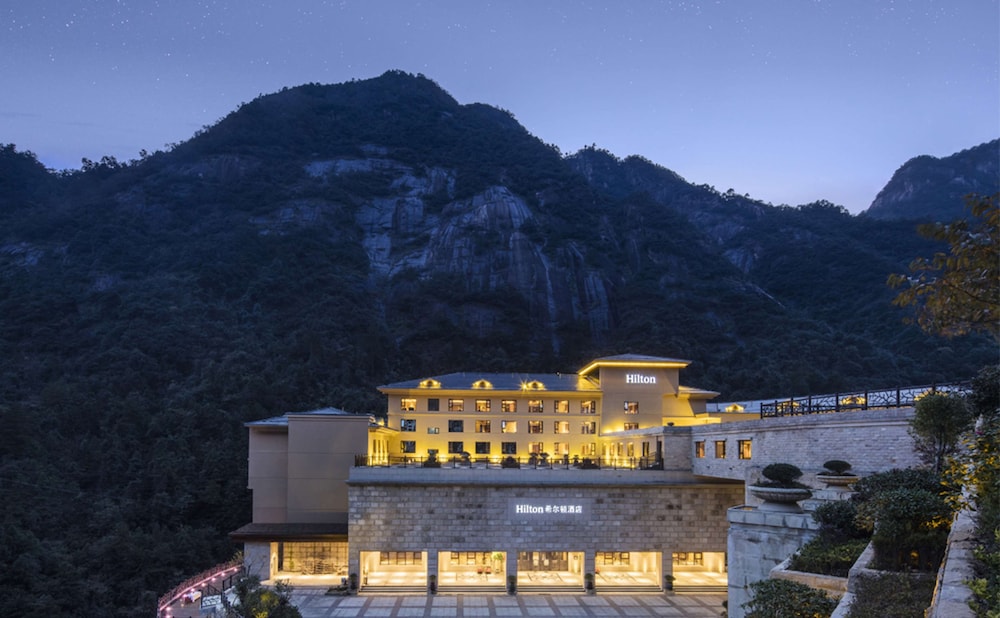 Hilton Sanqingshan Resort — 4-Star Luxury Hotel in Shangrao, People's Republic of China