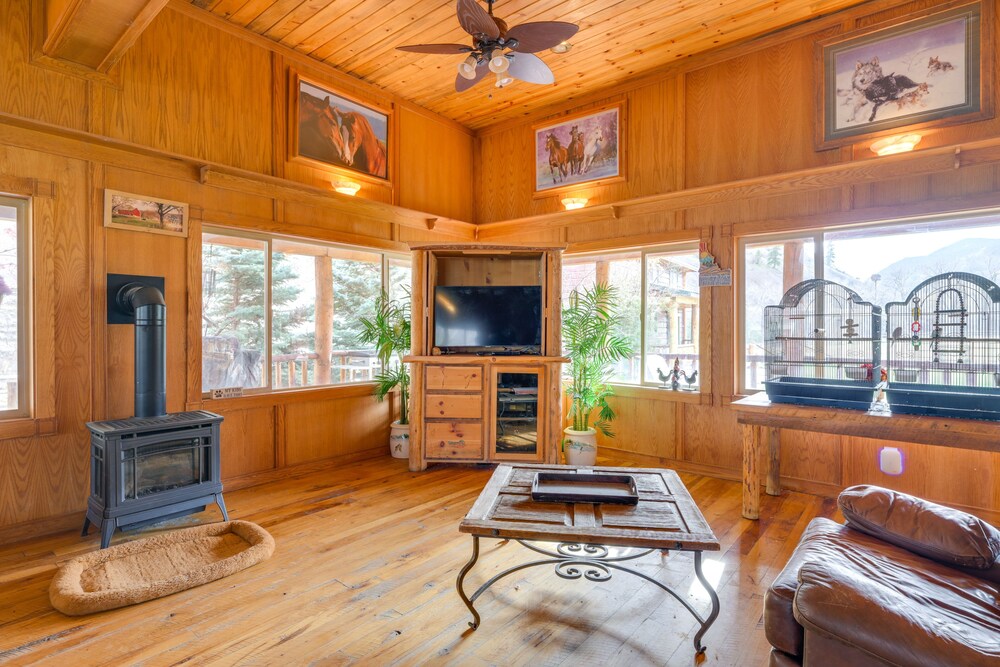 Salmon Vacation Rental w Mountain Views - photo 10