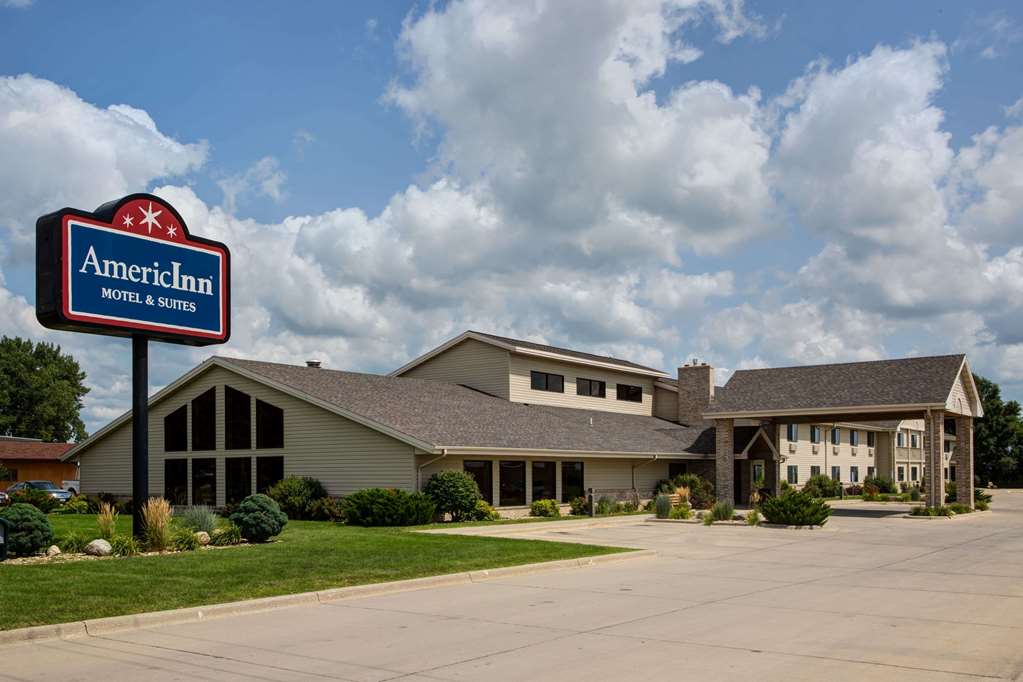 AmericInn by Wyndham Iowa Falls - photo 2