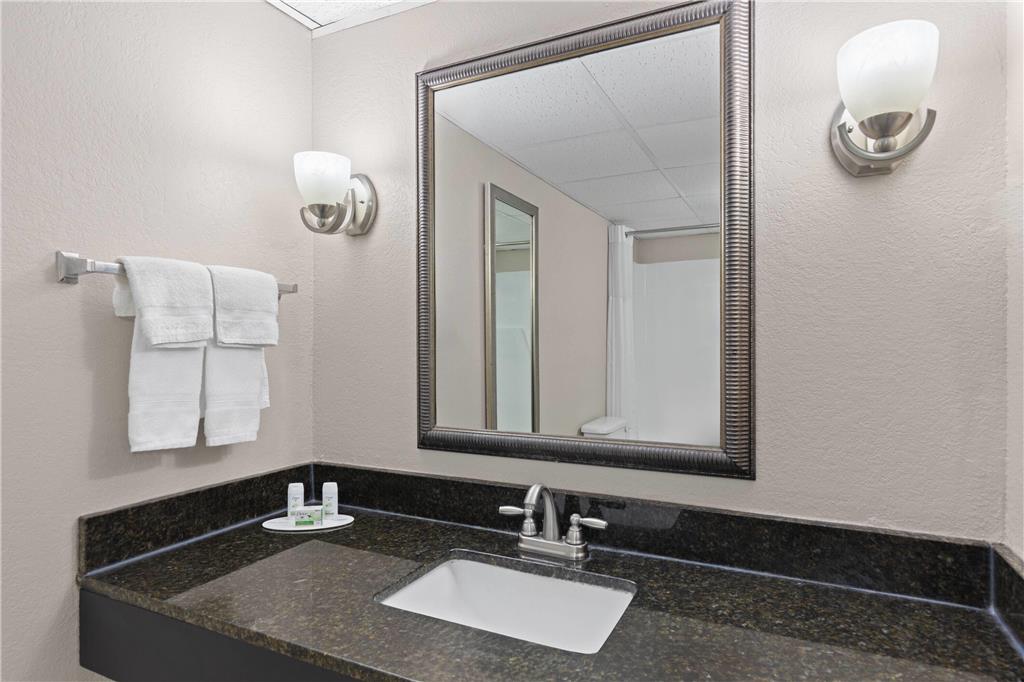 Baymont by Wyndham Knoxville I 75 - photo 14