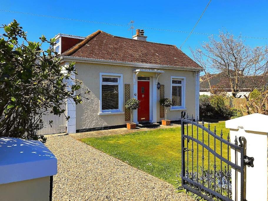 Crayfish Cottage Easter stays booking now — 4-Star Luxury Hotel in Portrush, United Kingdom