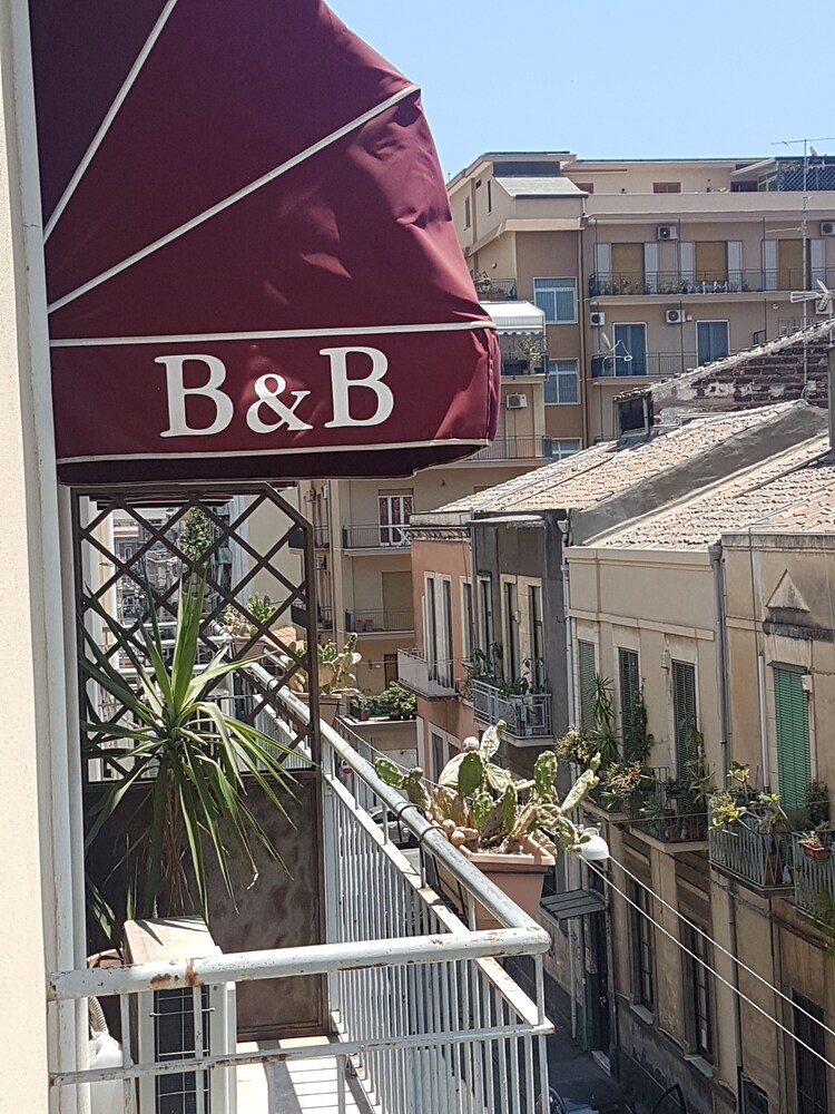 Bed & Breakfast Macallé — 4-Star Luxury Hotel in Catania, Italy