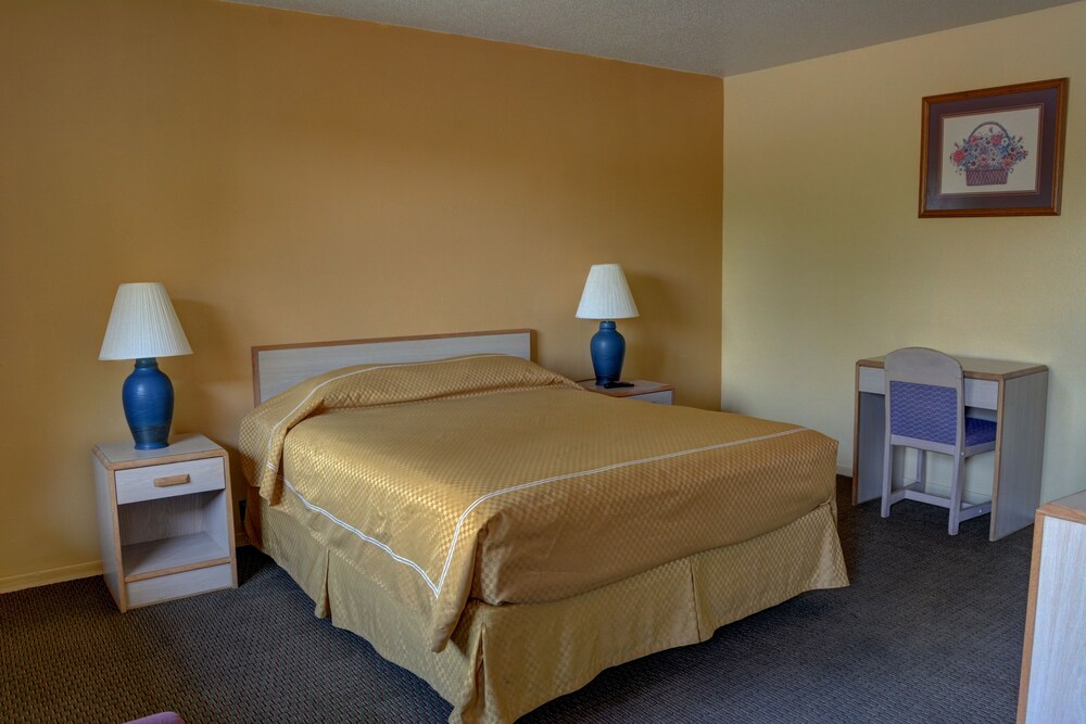 Value Motel - photo 13