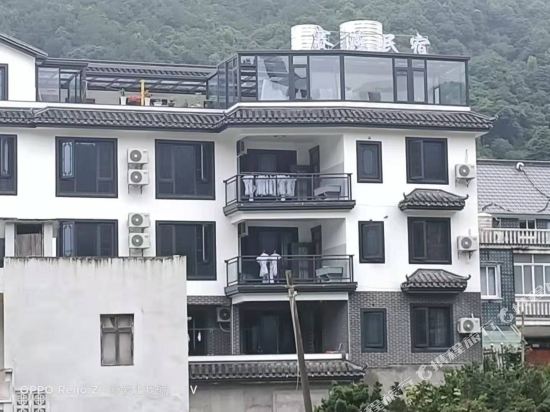 Saiyan B & B - carbon neutral hotel in Menghai