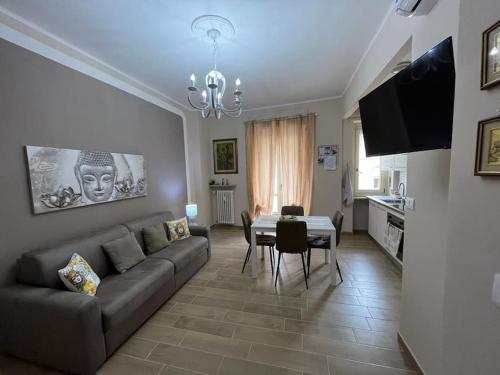 ATTICO BRICCARELLO Intero Appartamento Elegant Suite with FREE WIFI air conditioned near Inalpi Arena and Sporting Club Torino Olimpyc Stadium — 4-Star Luxury Hotel in Turin, Italy