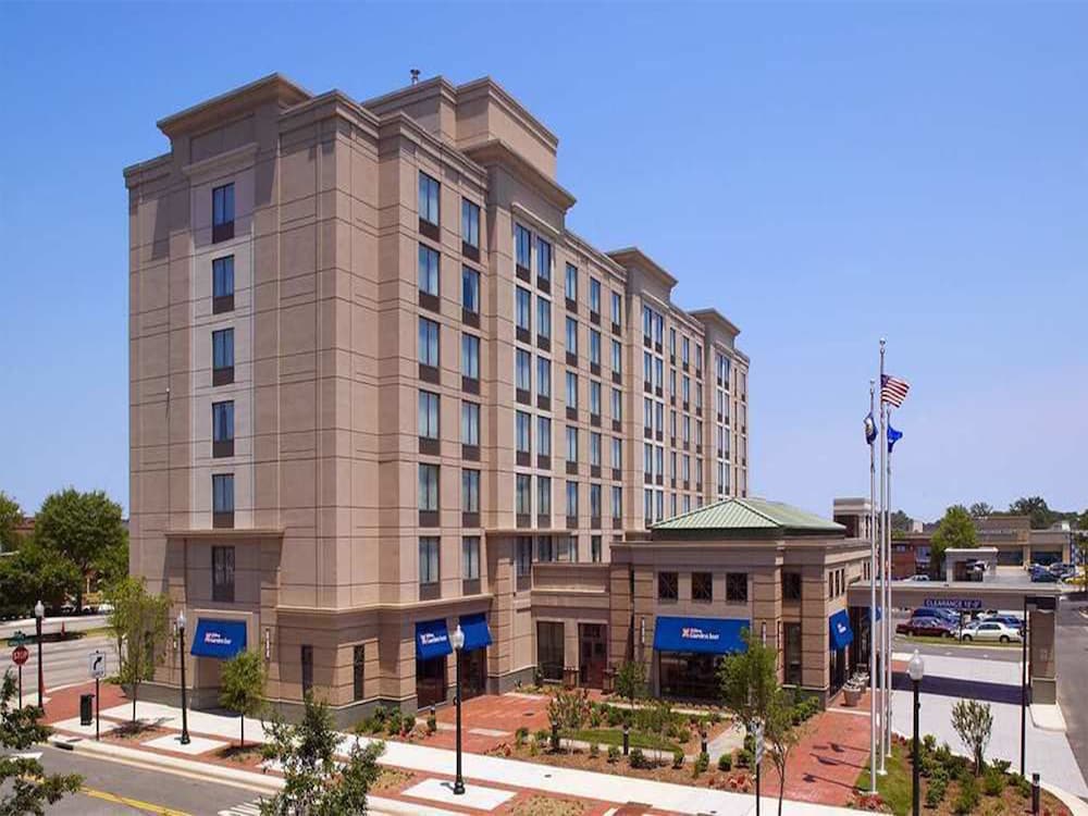 Hilton Garden Inn Virginia Beach Town Center - photo 40