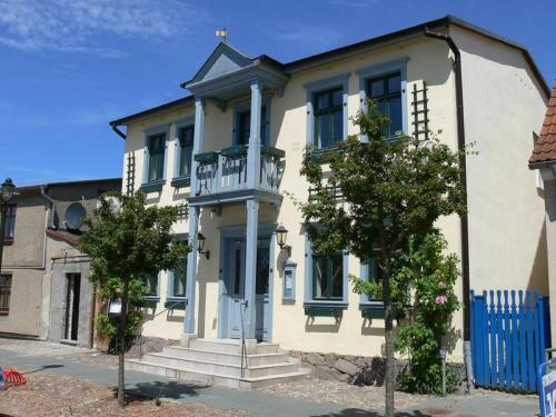 F 1065 Brunnenaue Haus Terrasse für Gruppen geeignet — 4-Star Luxury Hotel in Sagard, Germany