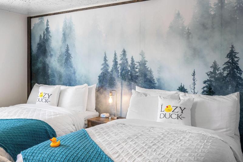 The Lazy Duck Inn - photo 44