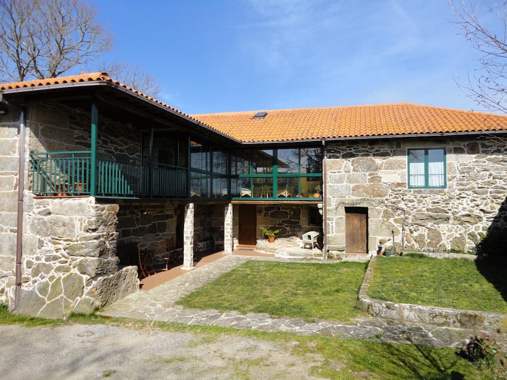 Rectoral De Candas — Rairiz De Veiga