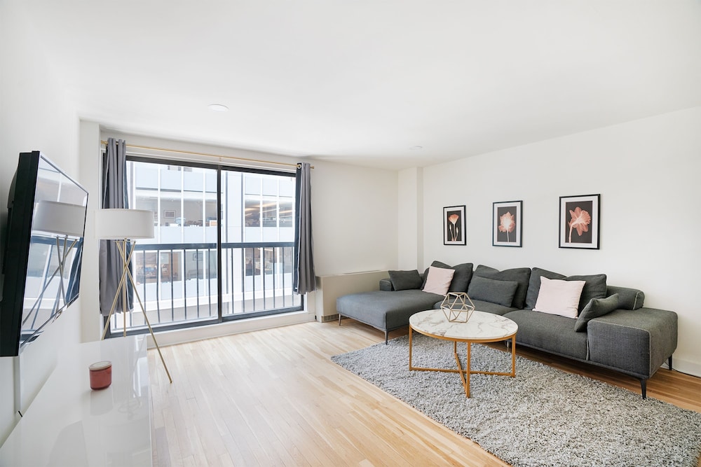 Amazing Apartment for 2 1 Bed 1 Bath — 4-Star Luxury Hotel in New York City, United States