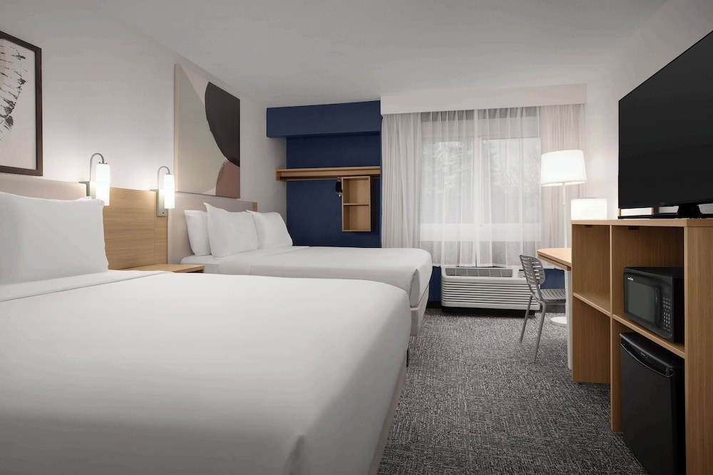 Spark by Hilton San Jose Airport - photo 8