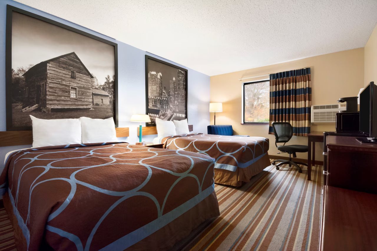 Super 8 by Wyndham Charlotte University - photo 7