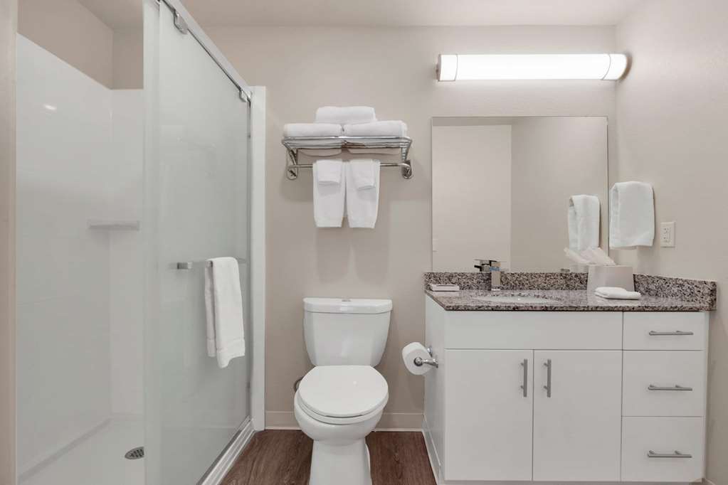 WaterWalk Extended Stay by Wyndham Charlotte Arrowood - photo 28