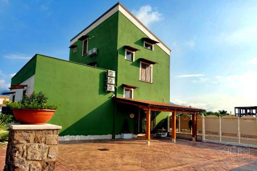 B&B Le Magnolie — 4-Star Luxury Hotel in Pompei, Italy