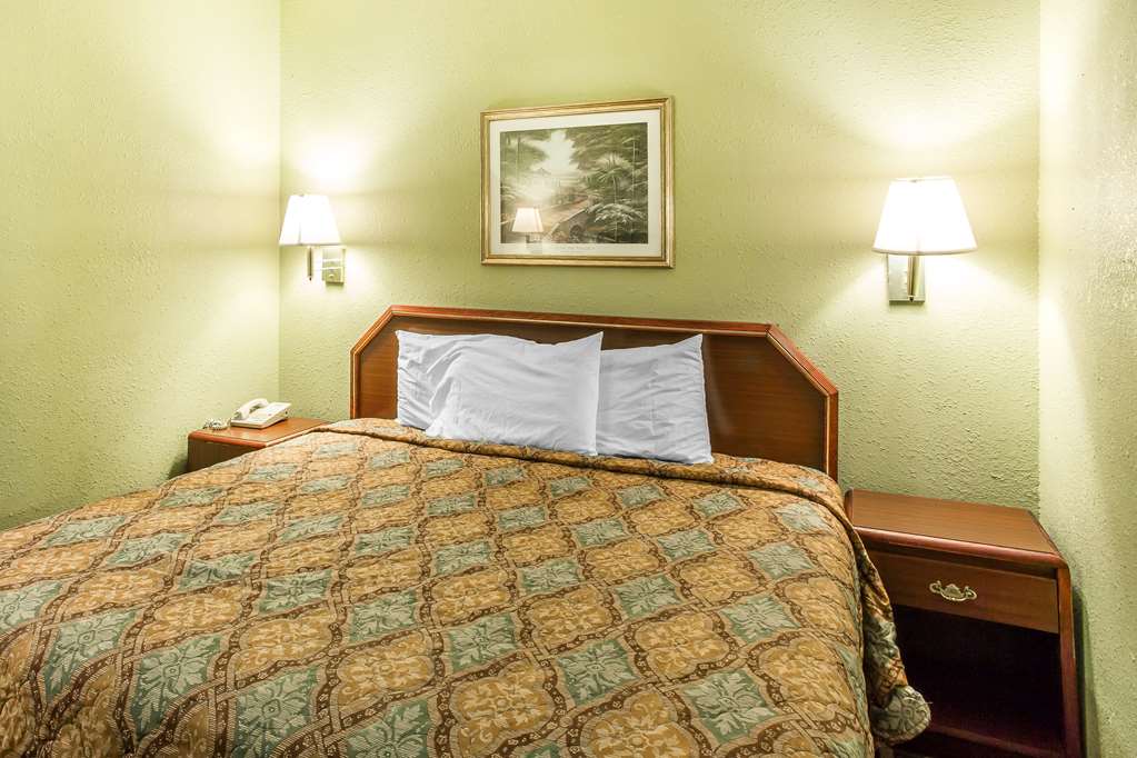 Rodeway Inn & Suites Smyrna Nashville Area - photo 10