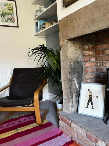 Feather And Twigs Cottage Croston — 4-Star Luxury Hotel in Leyland, United Kingdom