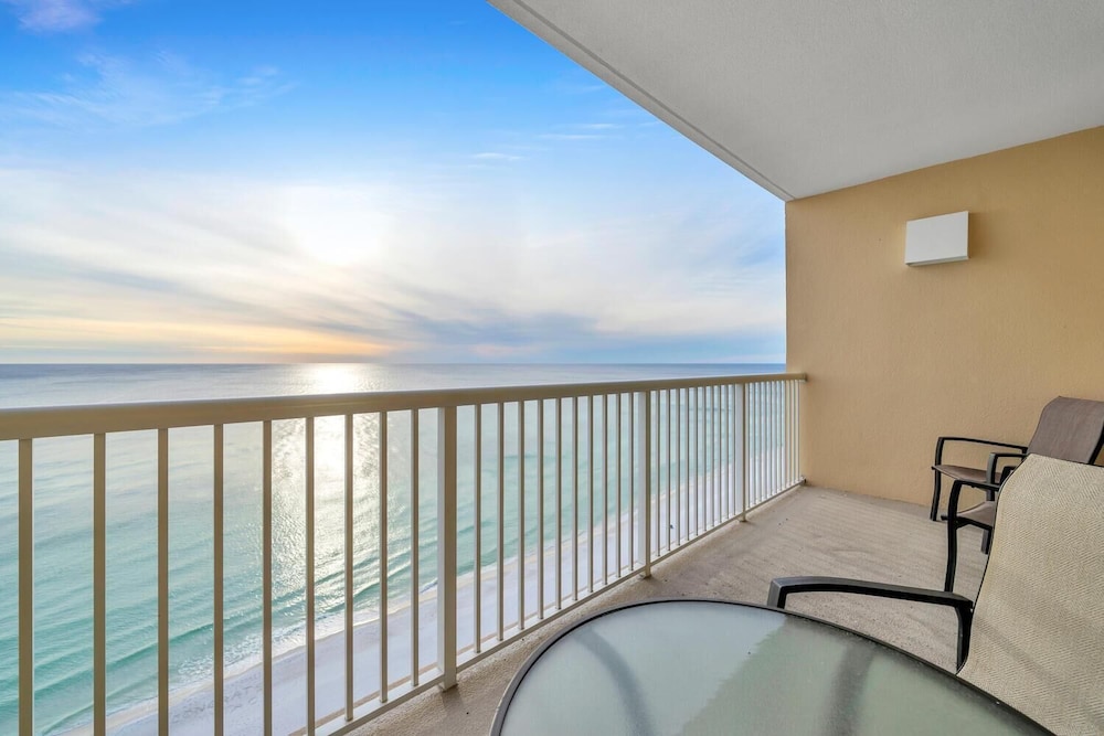 Majestic Beach Towers 1 1710 - photo 17