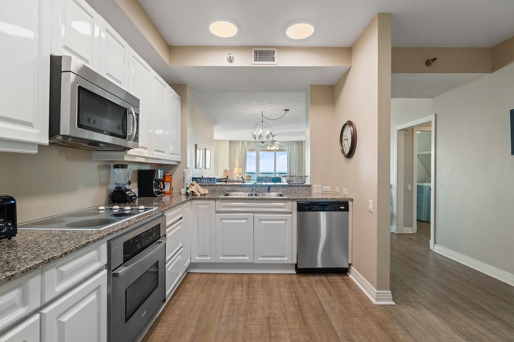 Beach Colony Tower 5B - photo 9