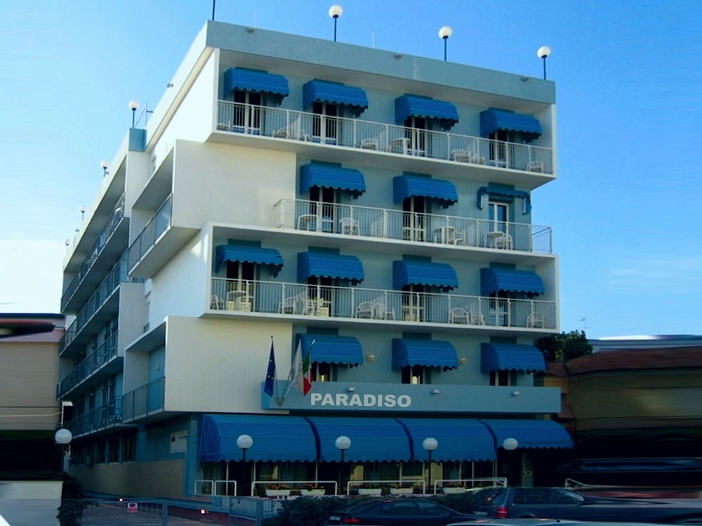 Hotel Paradiso - carbon neutral hotel in Senigallia