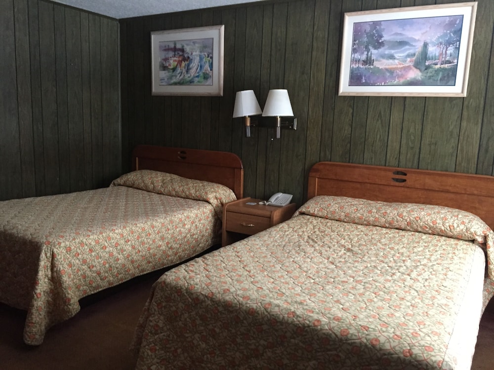 Du Wayne Motel - photo 5