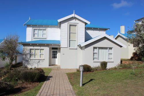 Lodge 43 — 4-Star Luxury Hotel in Mossel Bay, South Africa