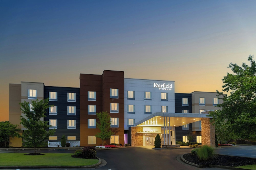 Fairfield Inn Suites Calhoun — Calhoun