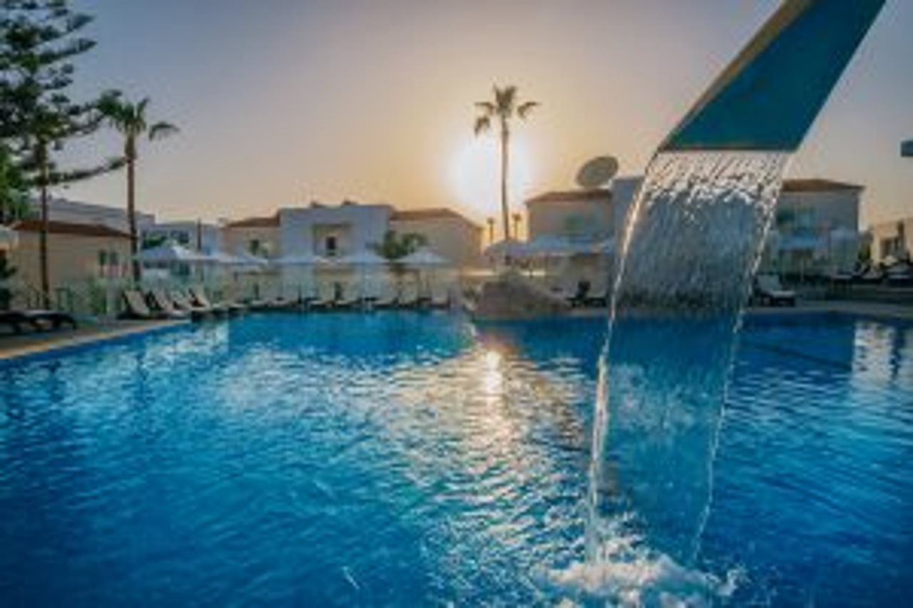 New Famagusta Hotel and Suites