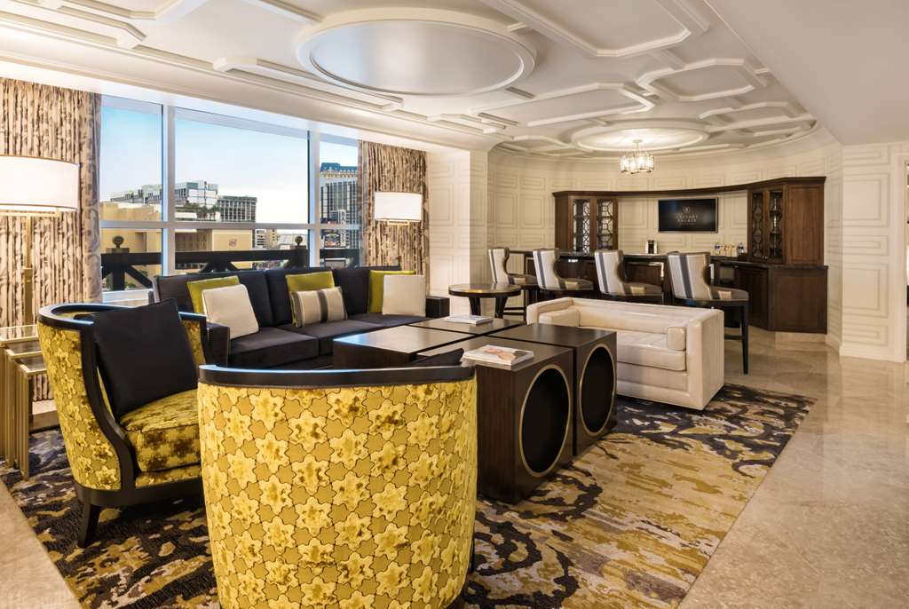 Caesars Palace - photo 49