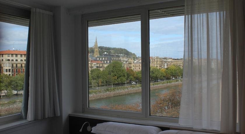 Pensión Riberas del Urumea in San Sebastian, Spain